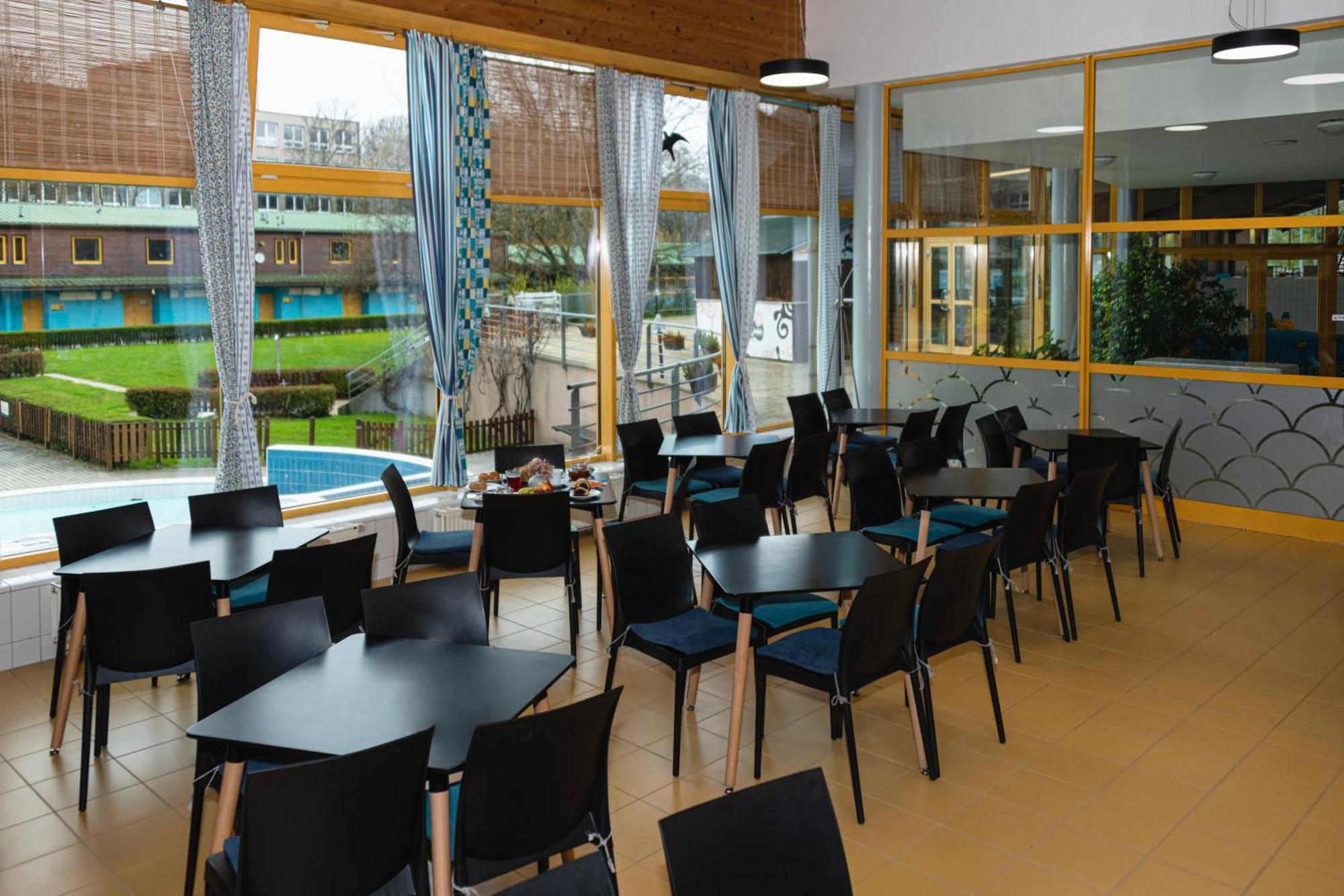 Aqua Hotel Decin Bagian luar foto